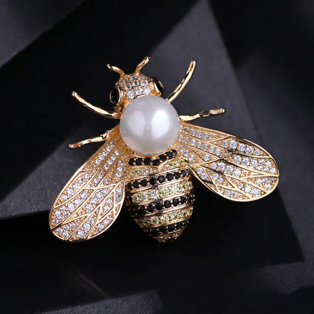 Vintage 3D Pearl Bee Brooch in Unique Style
