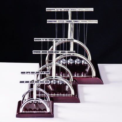 Newton's Cradle Desk Toy - Physics Energy Conservation