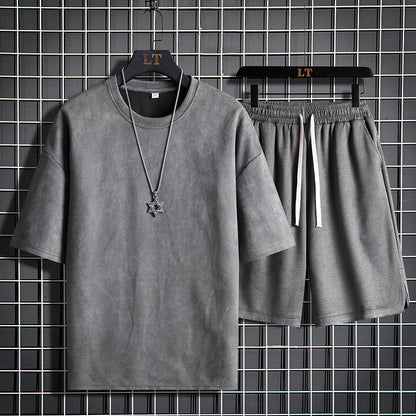 Wholesale Men's Summer Outfit: T-Shirt & Shorts Set