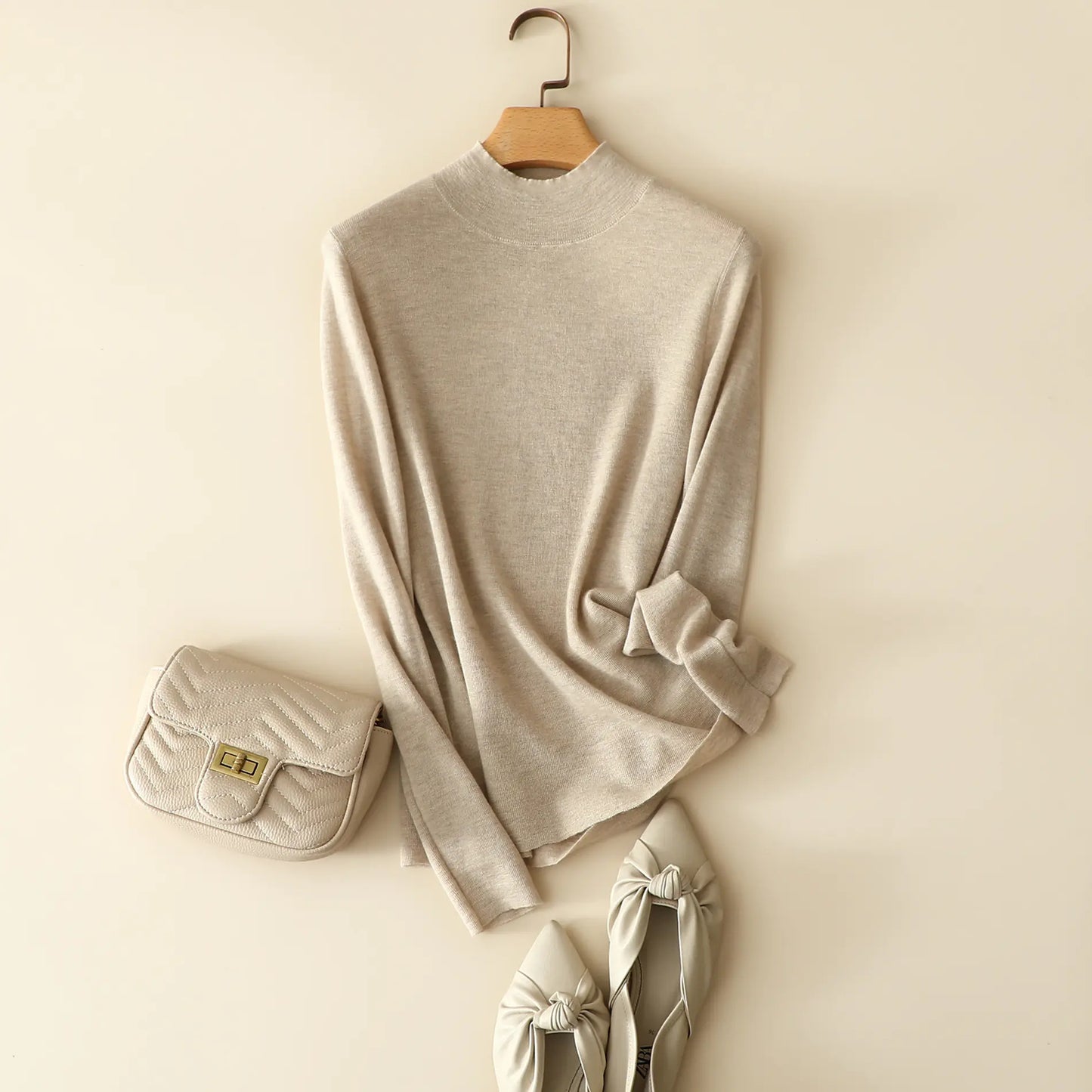 2020 Women's Classic Cashmere Turtleneck Sweater