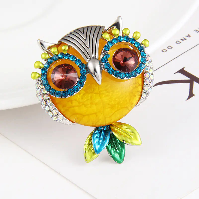 Fashionable Leaf Brooch with Rhinestones and Owl Design