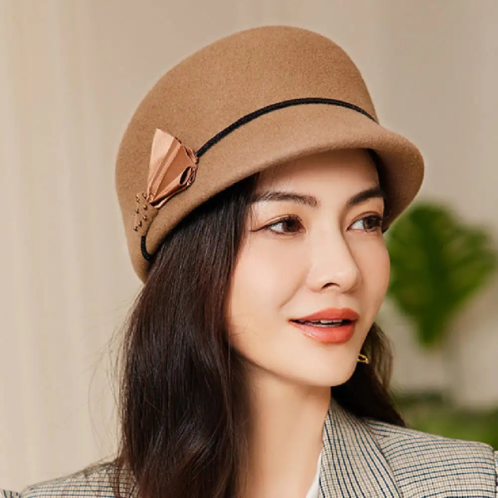 Vintage Equestrian Top Hat for Autumn Winter Fashion