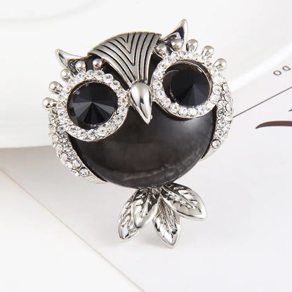 Fashionable Leaf Brooch with Rhinestones and Owl Design