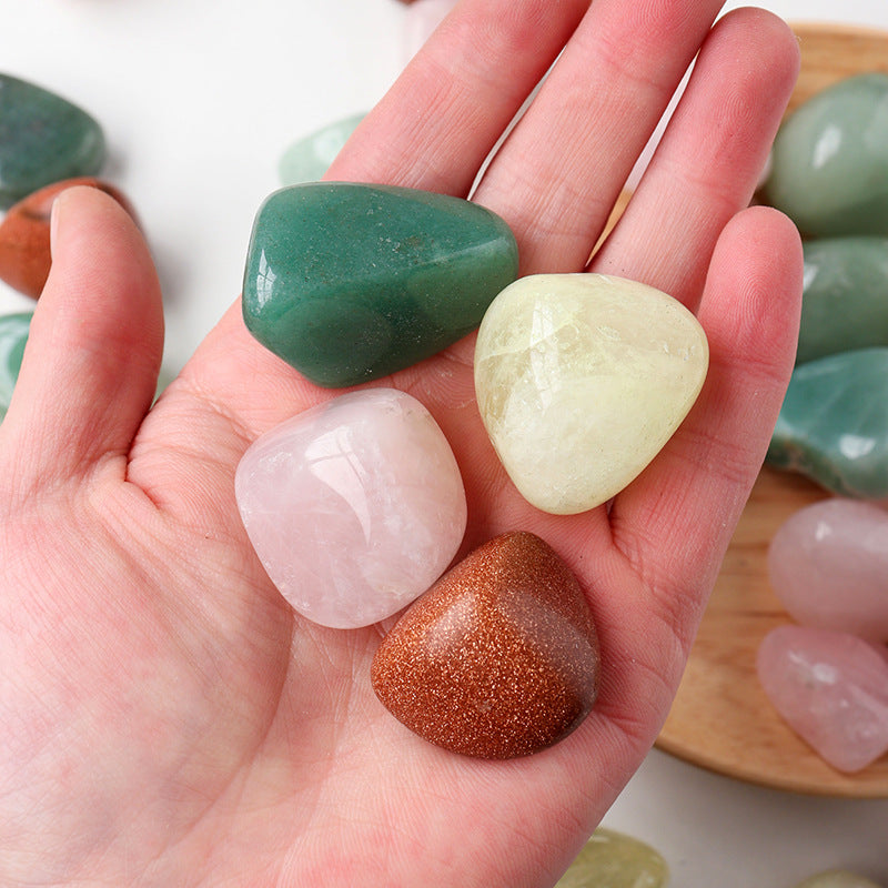 Polished Crystal Stones for Decoration and Aromatherapy