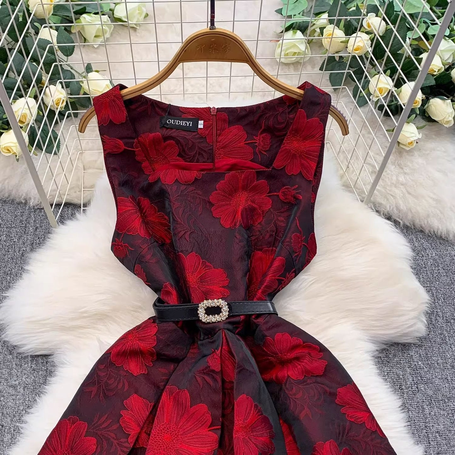 Jacquard Square-Neck Sleeveless Dress