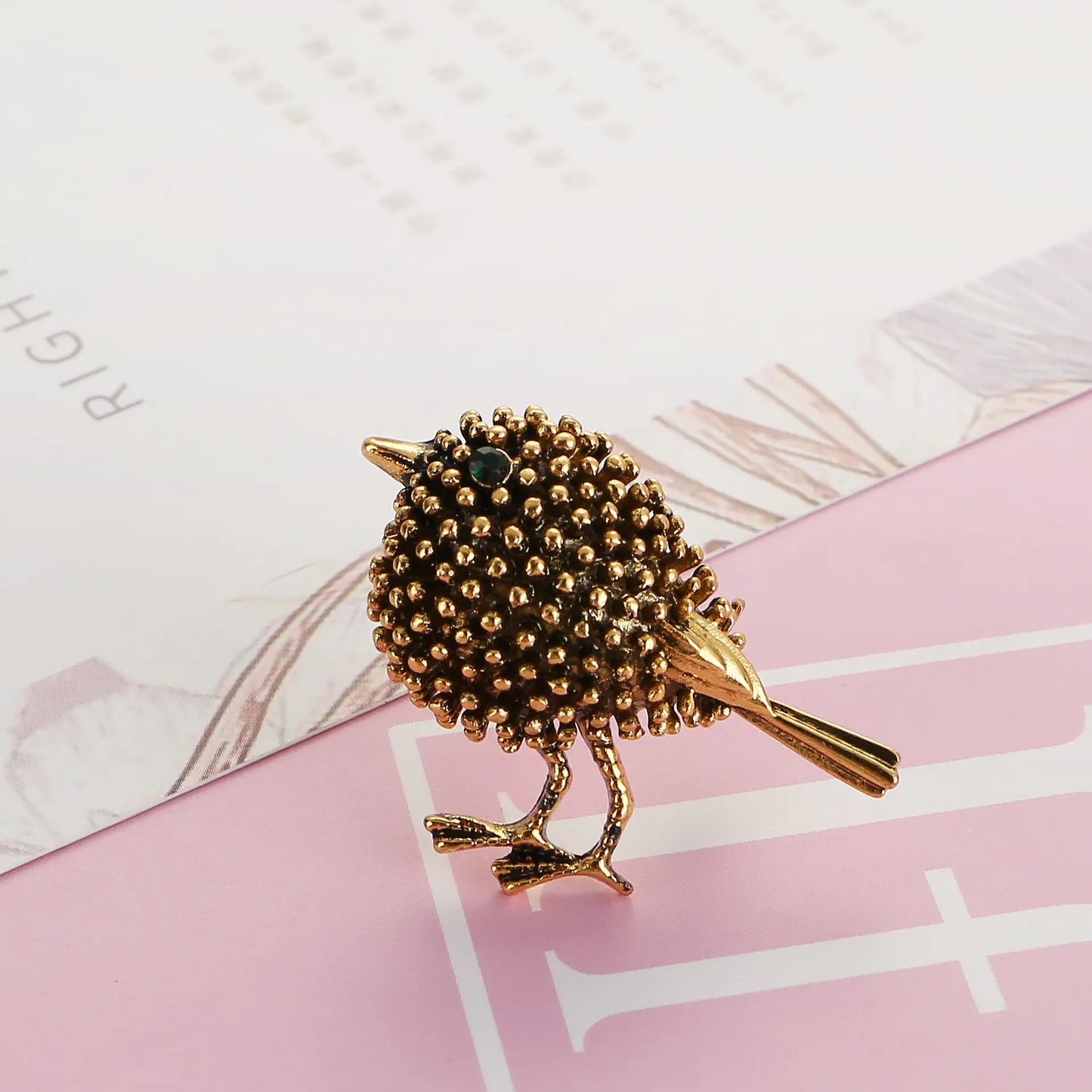 Retro Style Bird Brooch - Versatile Animal Pin